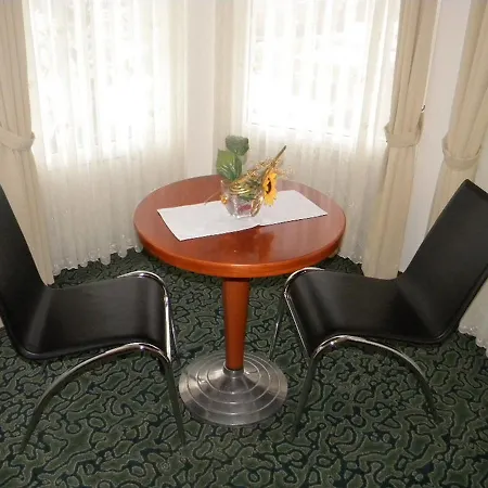 Hotel Gostisce & Deteljica 3*