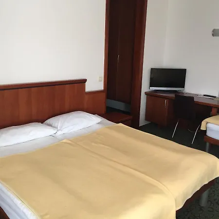 Hotel Gostisce & Deteljica 3*